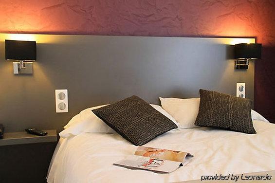 Brit Hotel Lorient Le Kerotel Rom bilde